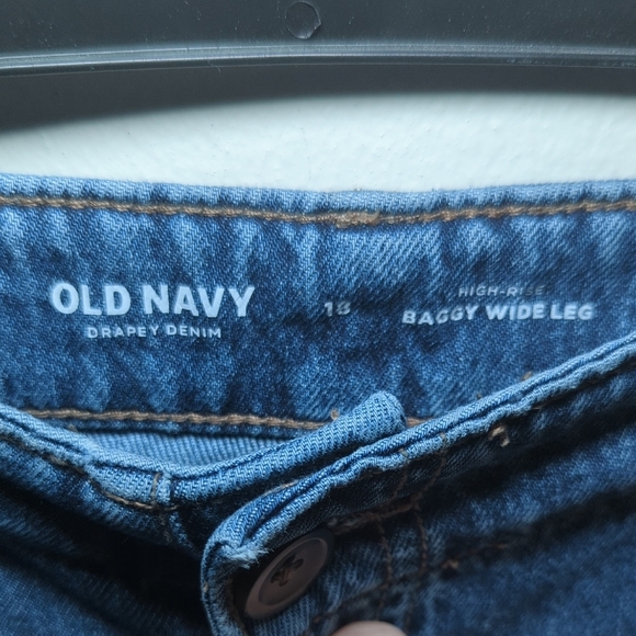 Old Navy High Rise Baggy Wide Leg Jeans w/ Front Pockets Women's Size 18 - Picture 2 of 5